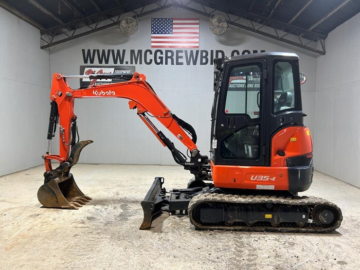 2021-kubota-u35-4-image-1