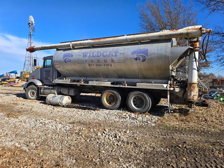 kenworth-t800-image-6