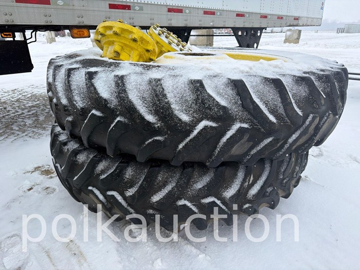 john-deere-10-image-4