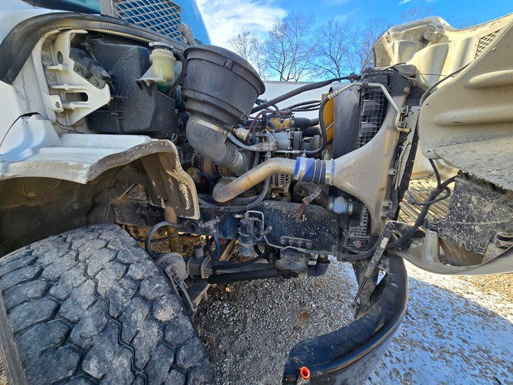 2005-caterpillar-c9-image-30