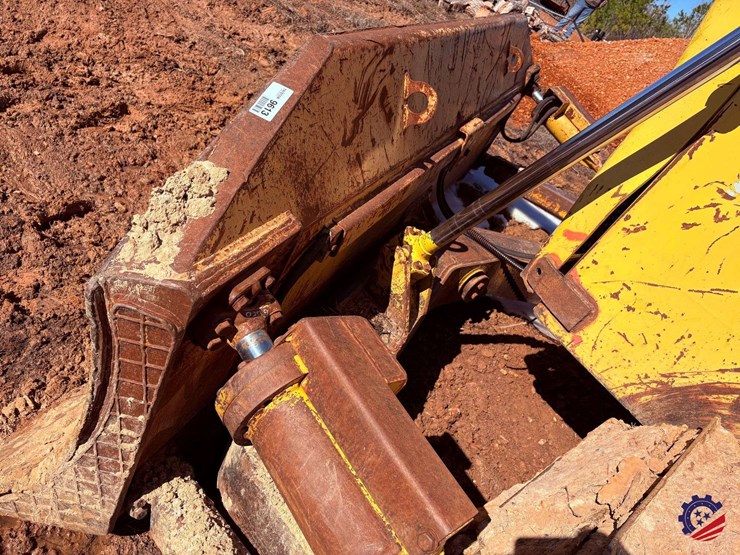 2003-komatsu-d65ex-15-image-14