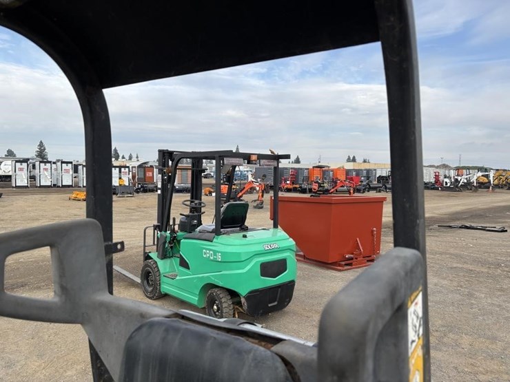 clark-c500-40-forklift-image-24