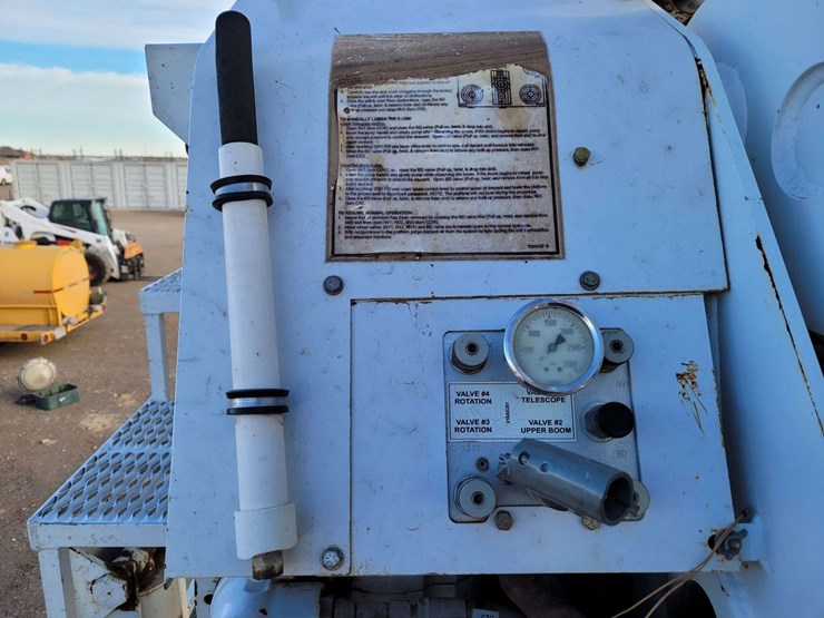 2011-international-workstar-7500-image-13