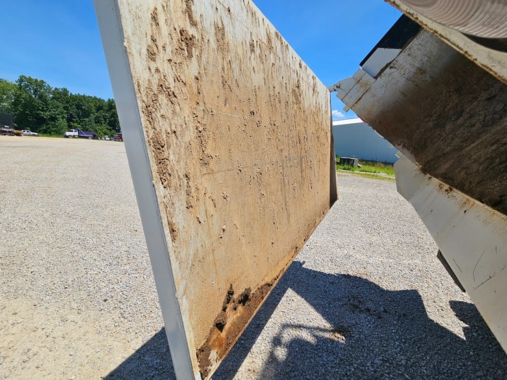 2012-peterbilt-382-image-42