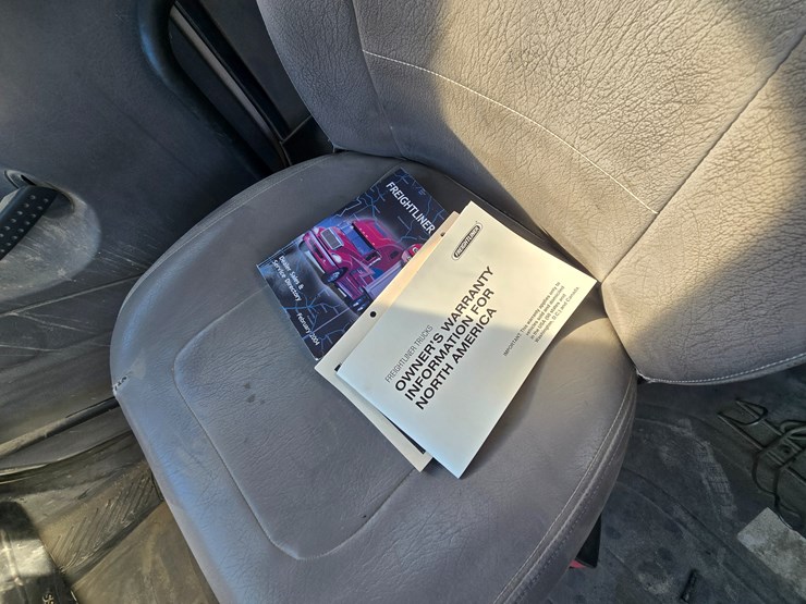 2005-caterpillar-c9-image-43