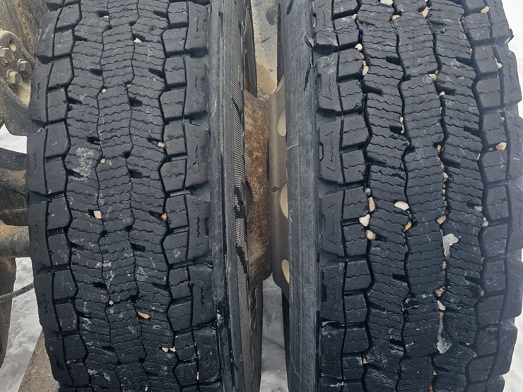 2007-freightliner-columbia-120-image-74