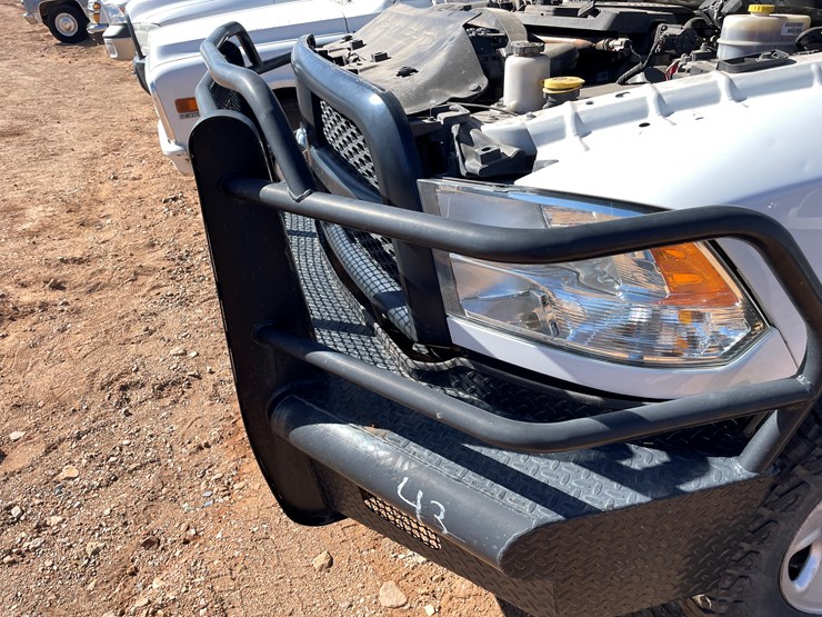 2016-dodge-2500-image-22