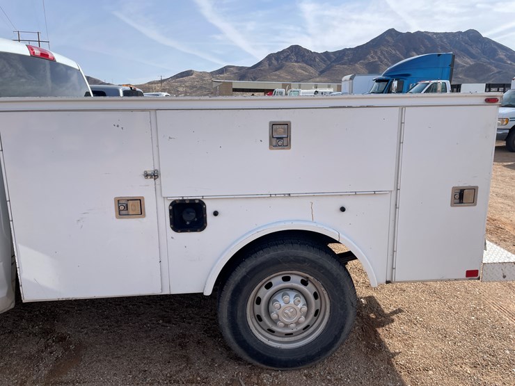 2012-dodge-2500-image-5