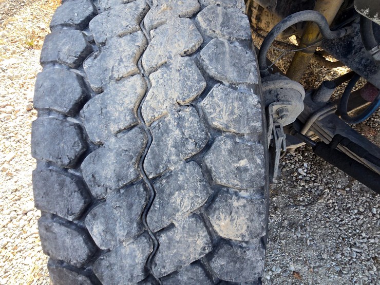 2005-caterpillar-c9-image-34