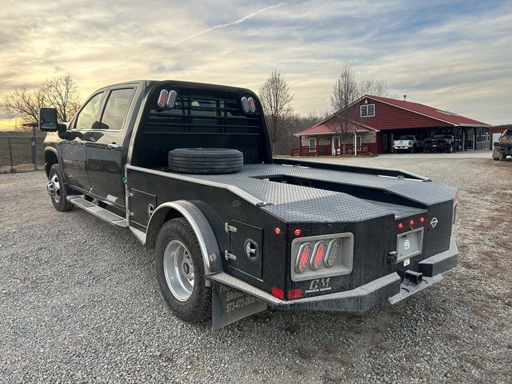 2021-chevrolet-silverado-3500-image-7