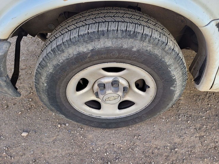 2005-chevrolet-express-1500-image-13