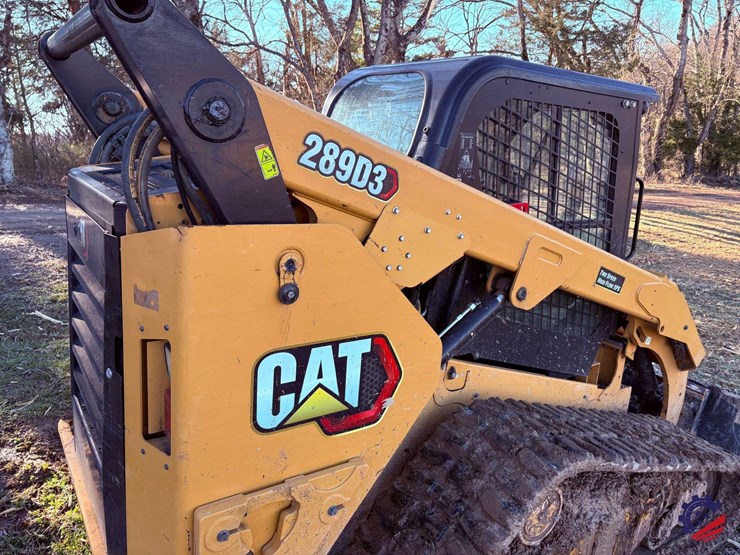 2020-caterpillar-289d3-image-22