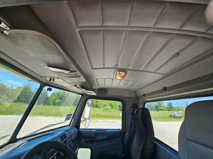 2012-peterbilt-382-image-81