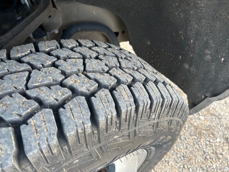 2021-chevrolet-silverado-3500-image-55