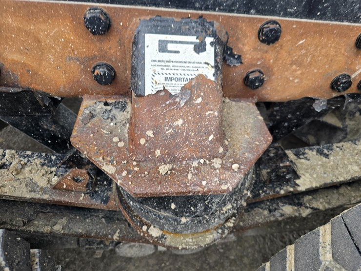 2020-peterbilt-567-image-116