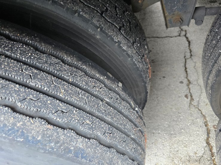 2012-wabash-national-duraplate-image-42