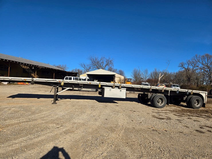 2000-reitnouer-flatbed-image-8