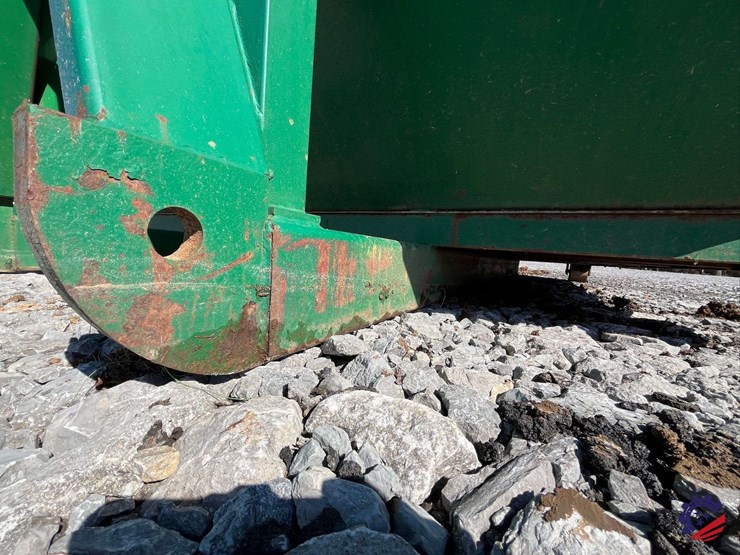 2020-iron-nl-3779-roll--off-dumpster-image-13