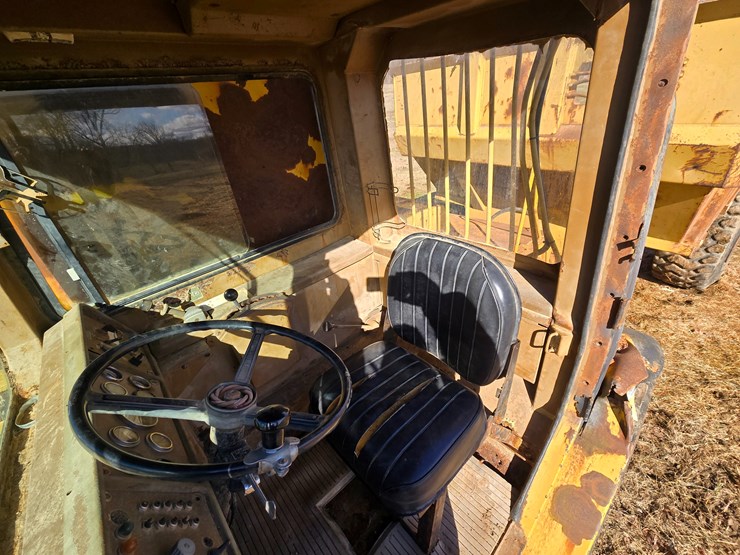 caterpillar-d25c-image-53