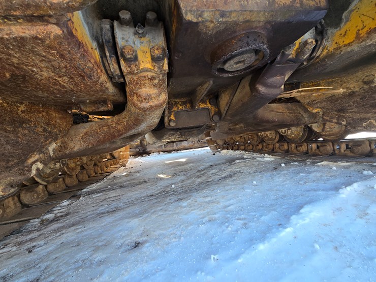 caterpillar-d6b-image-61