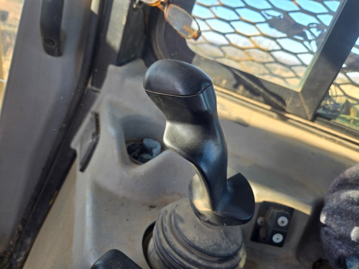 2002-caterpillar-d6r-image-41