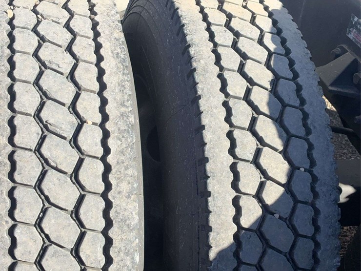 2017-kenworth-t680-image-81