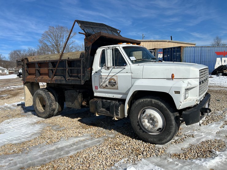 1984-ford-f700-image-19