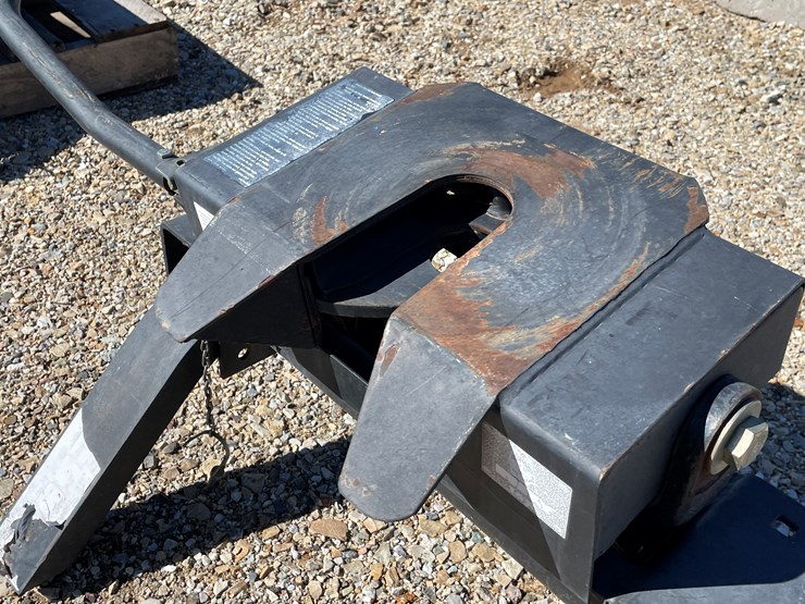 #3283-•-hitch-image-5