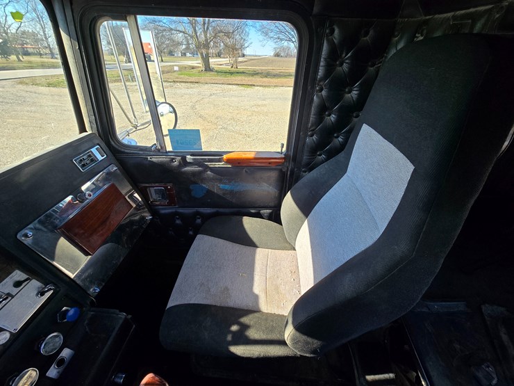 1986-kenworth-w900b-image-61