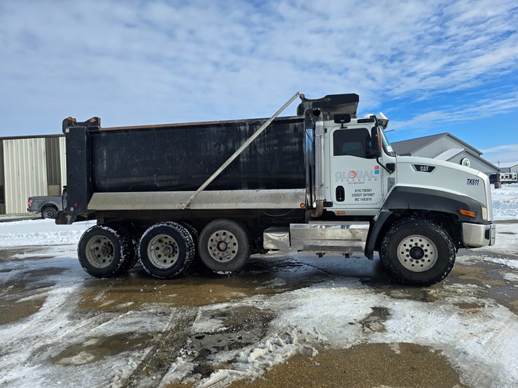 2012-caterpillar-660-image-21