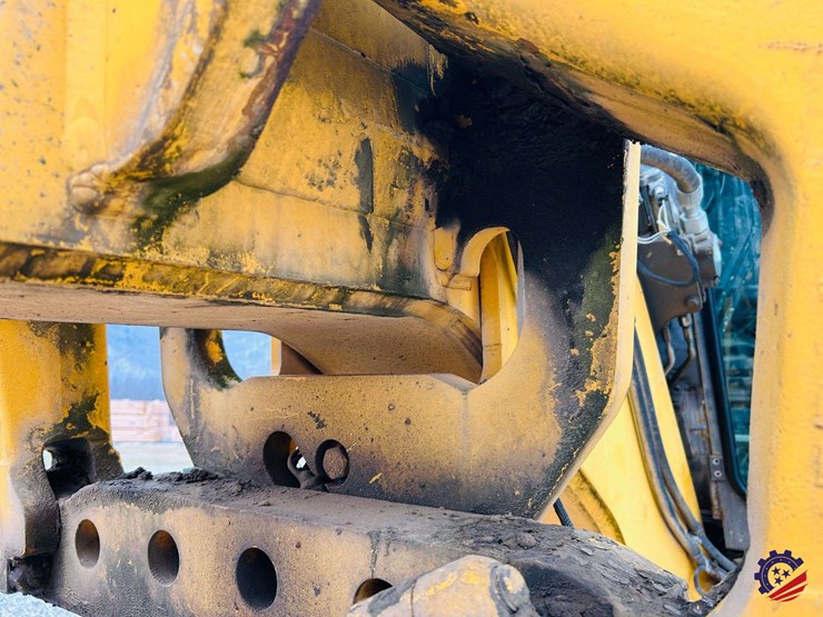 2003-volvo-g710b-image-84