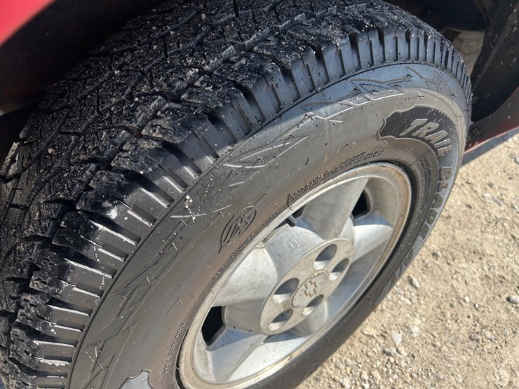 2003-chevrolet-s10-image-33