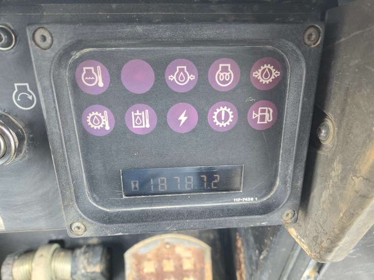 2002-caterpillar-963c-image-70