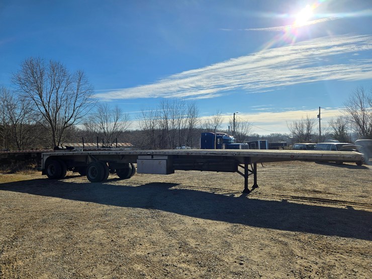 2000-reitnouer-flatbed-image-26