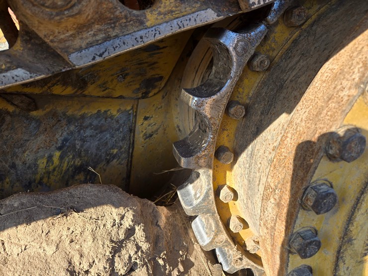 2002-caterpillar-d6r-image-61