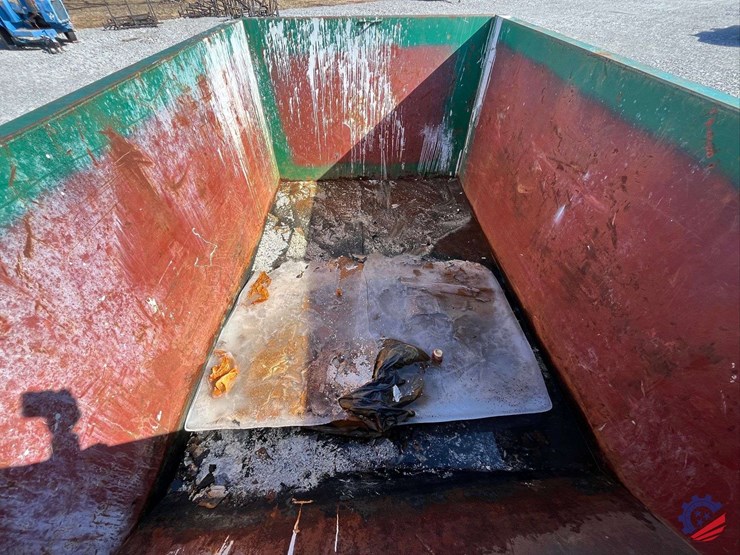 2020-iron-nl-3779-roll--off-dumpster-image-16