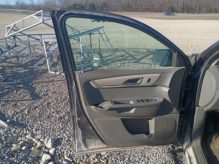 2013-chevrolet-traverse-image-20