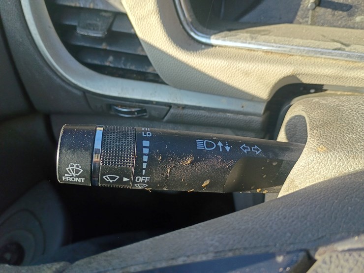 2013-chevrolet-traverse-image-42