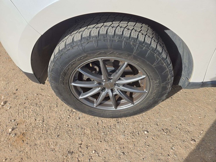 2014-ford-edge-image-6