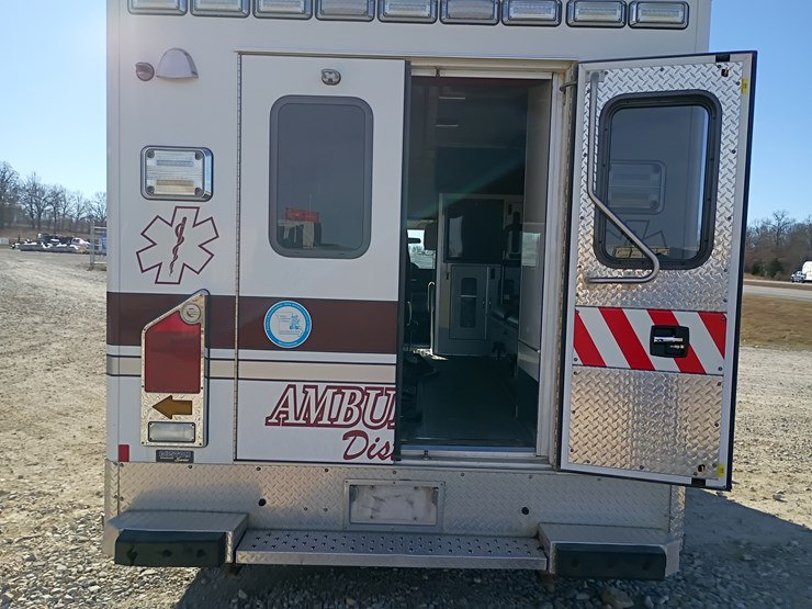 2009-ford-e450-image-59