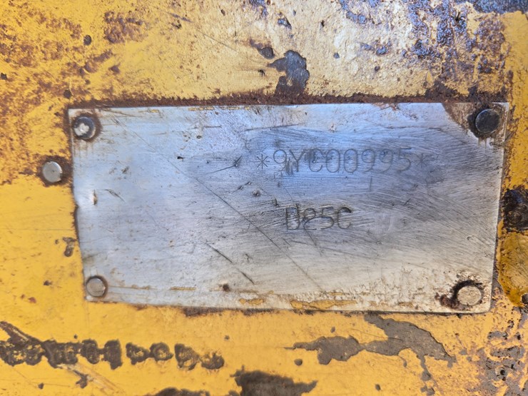 caterpillar-d25c-image-101