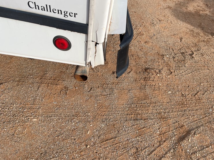 2009-ford-e350-image-45