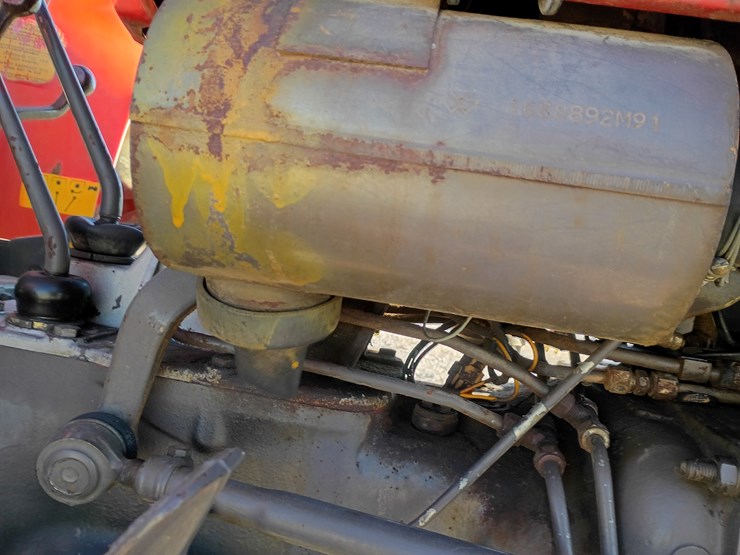 1983-massey-ferguson-240-image-23