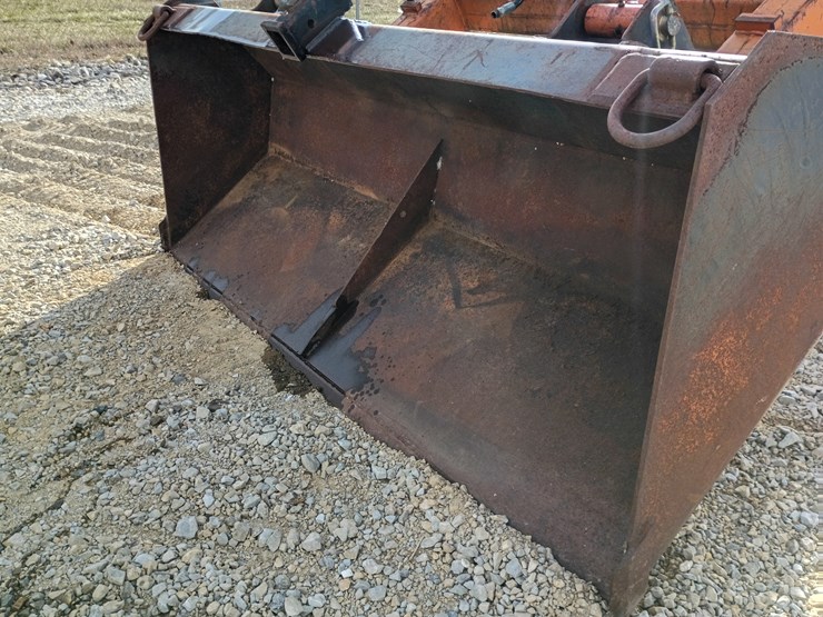 massey-ferguson-246-image-11