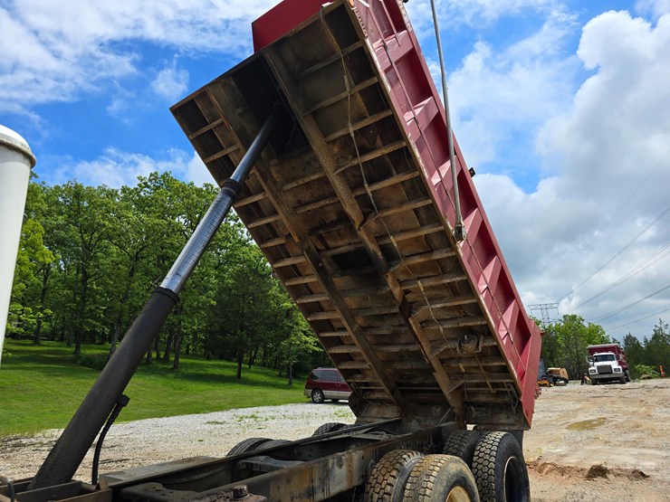 1994-mack-ch613-image-71