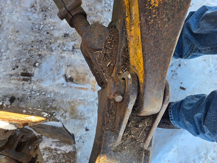 caterpillar-d6b-image-83