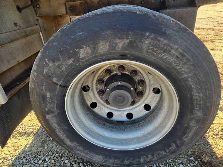 2000-reitnouer-flatbed-image-45