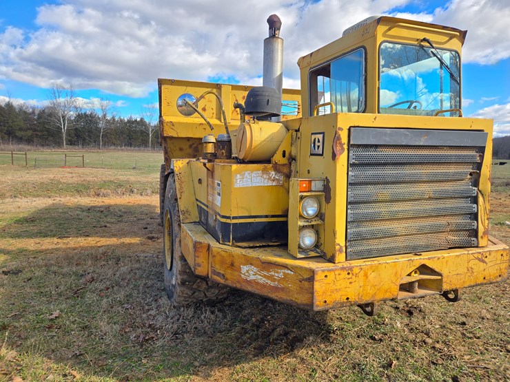 caterpillar-d25c-image-33