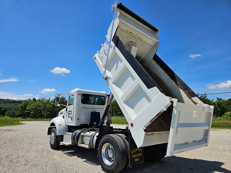 2012-peterbilt-382-image-30