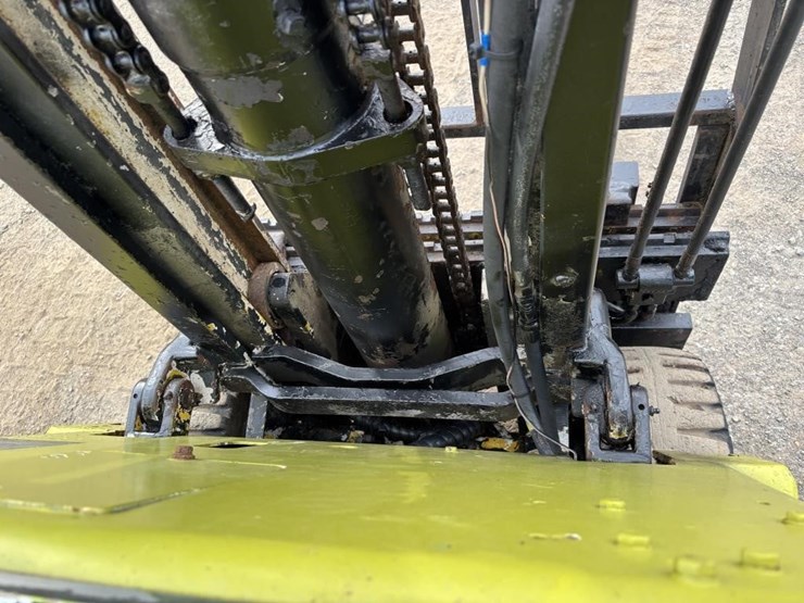 clark-c500-40-forklift-image-13